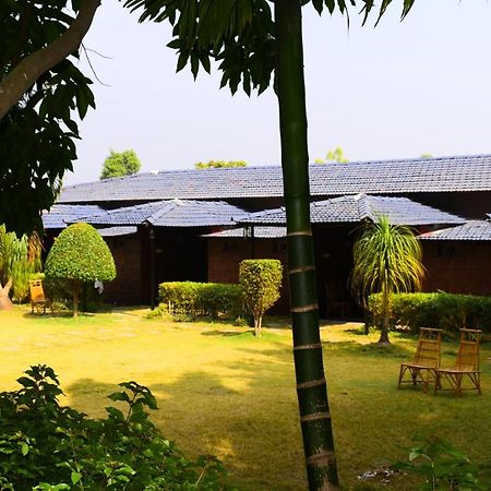 Anandvan Holiday Homes, Wai Exterior photo